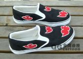 Akatsuki shoes DIY Painted red