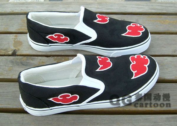 Akatsuki shoes DIY Painted red