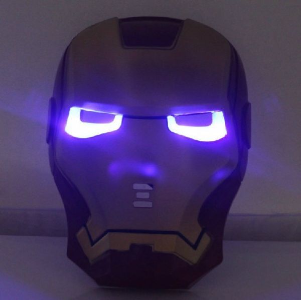 Homem de ferro com led